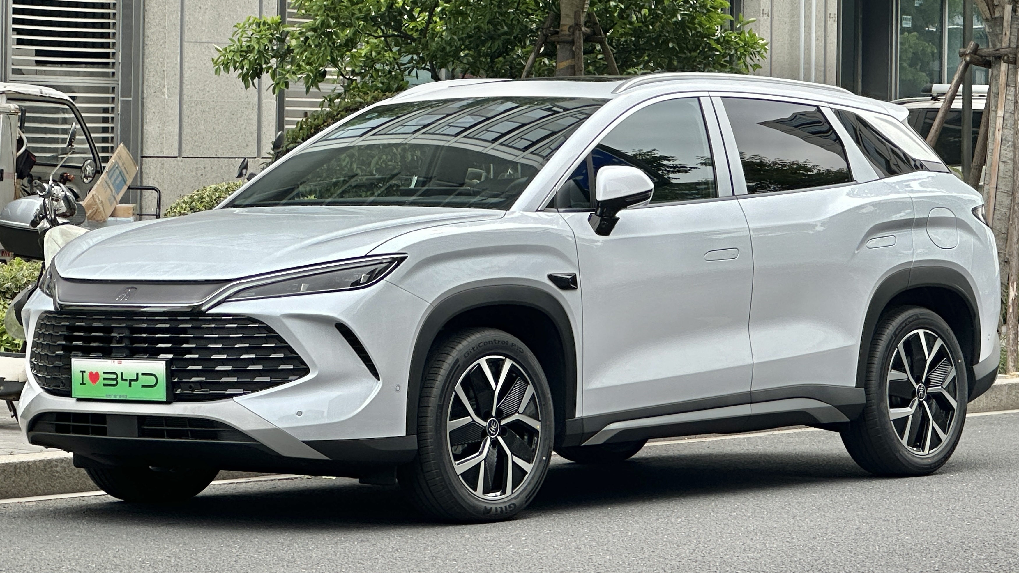 BYD Song L